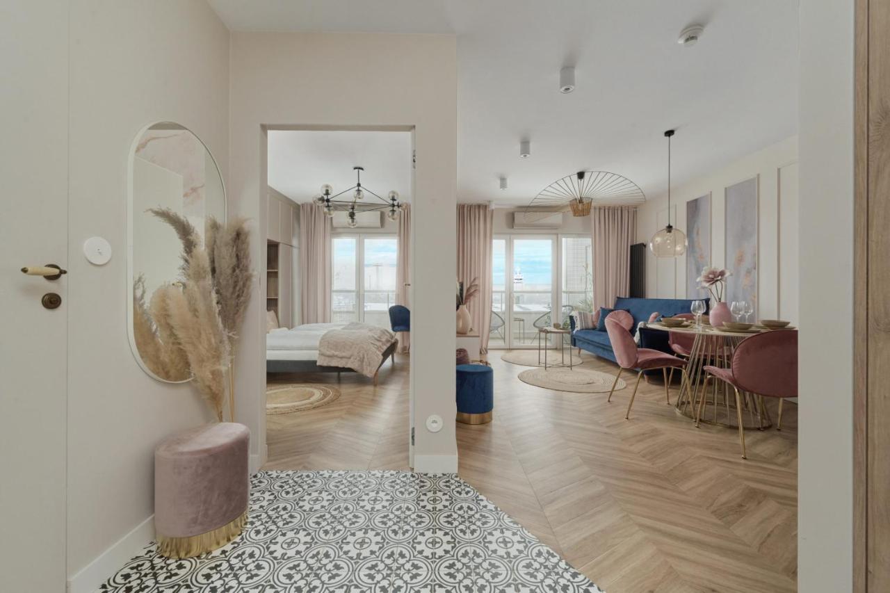 Elegant Apartment With Balcony Krakowska Wroclaw By Renters Prestige Kültér fotó