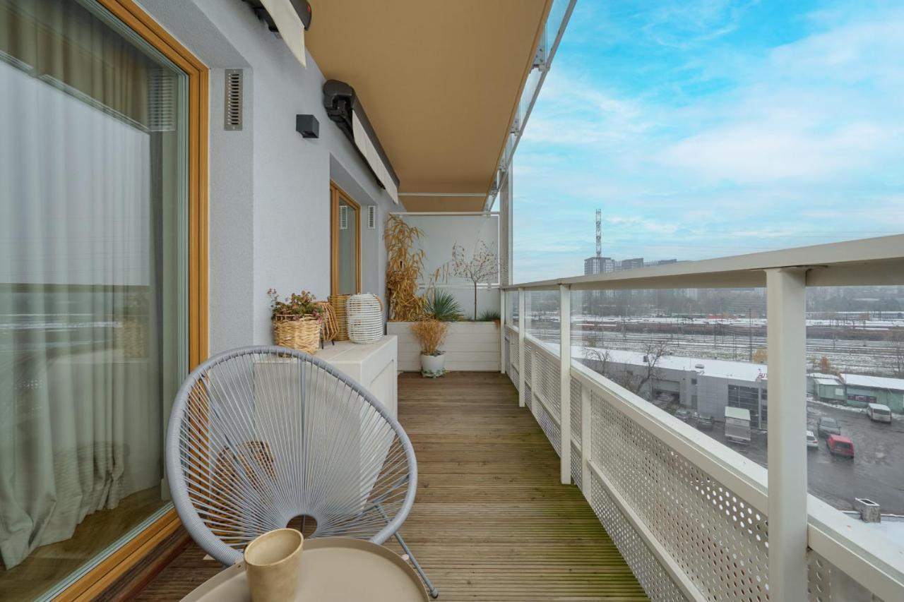 Elegant Apartment With Balcony Krakowska Wroclaw By Renters Prestige Kültér fotó